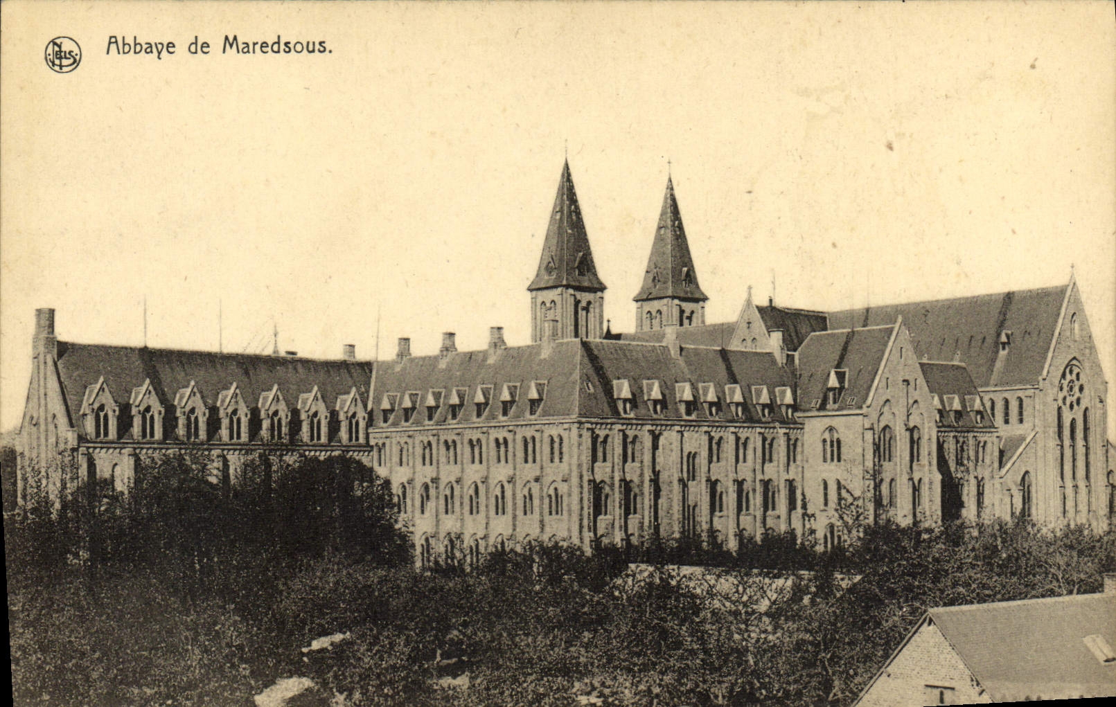 VINTAGE POSTCARD Abbey De Maredsous