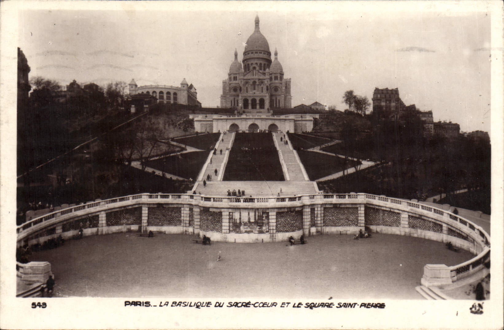 VINTAGE POSTCARD Paris the Basilica Of the Sacring Heart and the public garden Saint Pierre