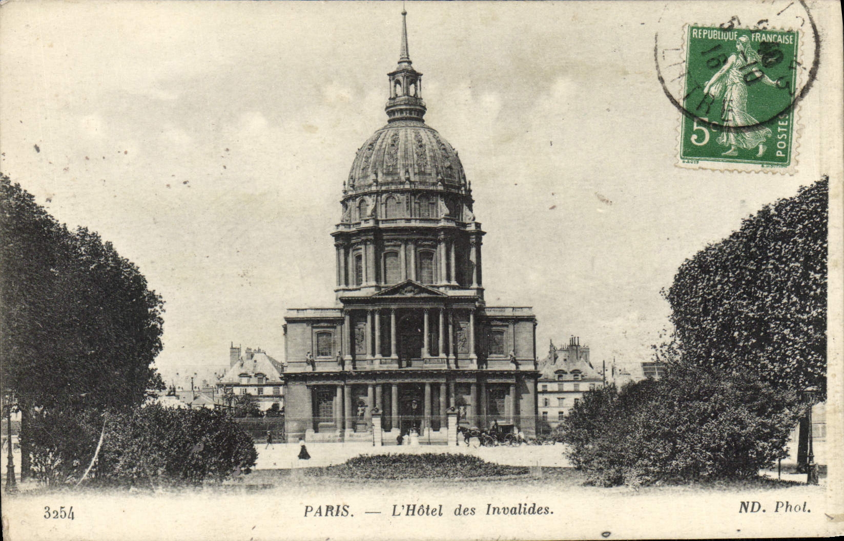 CPA Paris L'Hotel des Invalides