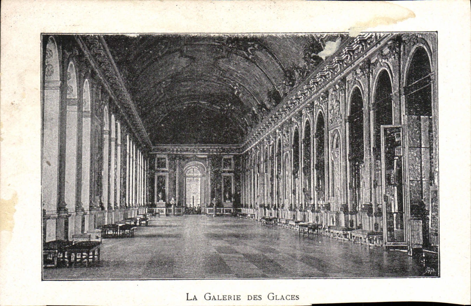 CPA La Galerie Des Glaces Versailles