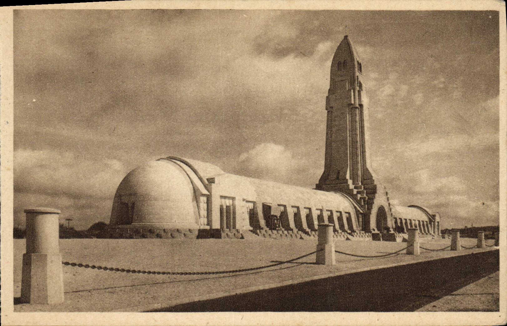 VINTAGE POSTCARD Douaumont Ossuary and Phare of Douaumont
