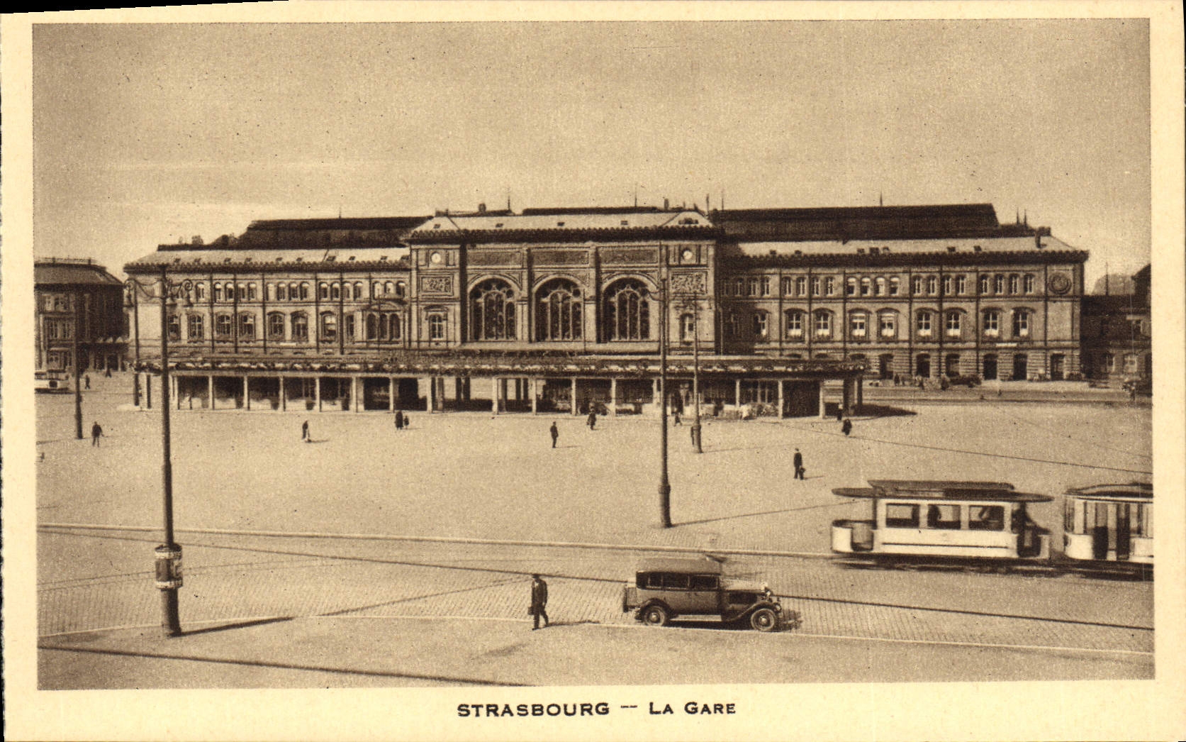 Tranvía de la estación de tren de Strabourg de la POSTAL de la VENDIMIA