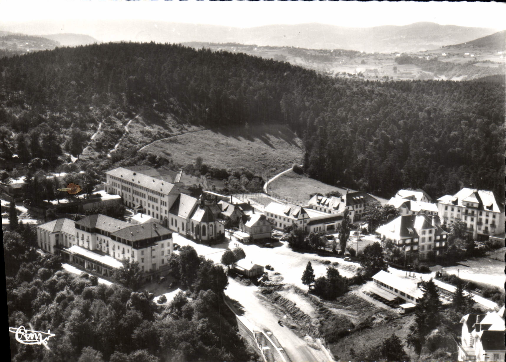 MODERN CARD the Three Ears Tourist resort View the Center the Vault the Convent and the Large Hotel