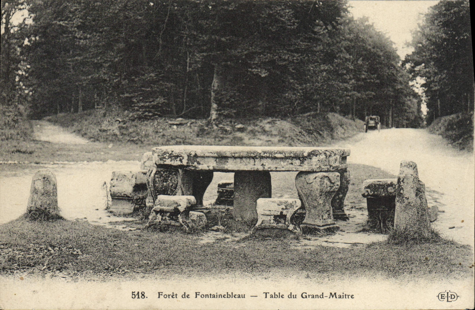 CPA Foret de Fontainebleau Table du Grand Maitre