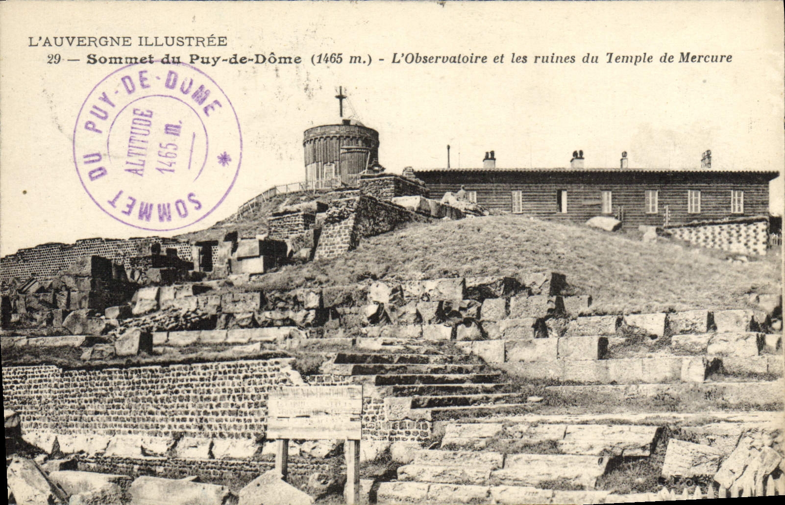 CPA L'Auvergne Illustree Sommet du Puy de Dome L'Observatoire et les ruines du Temple de Mercure