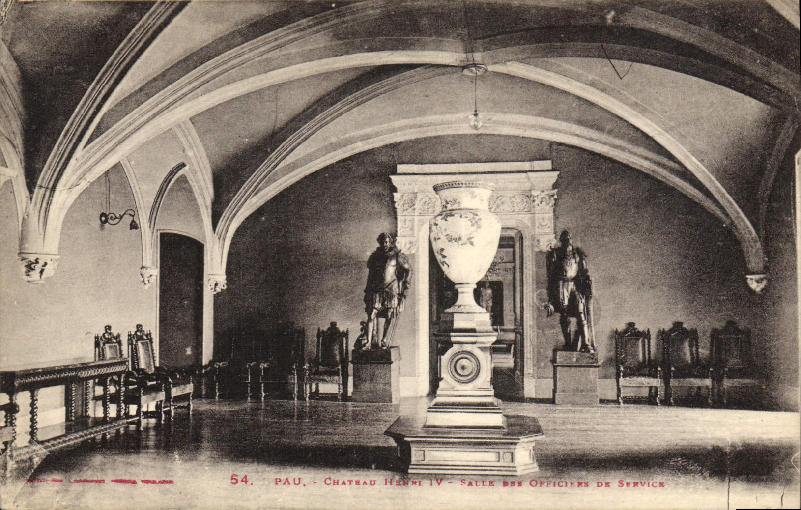 CPA Pau Chateau Henri IV Salle des officiers de service