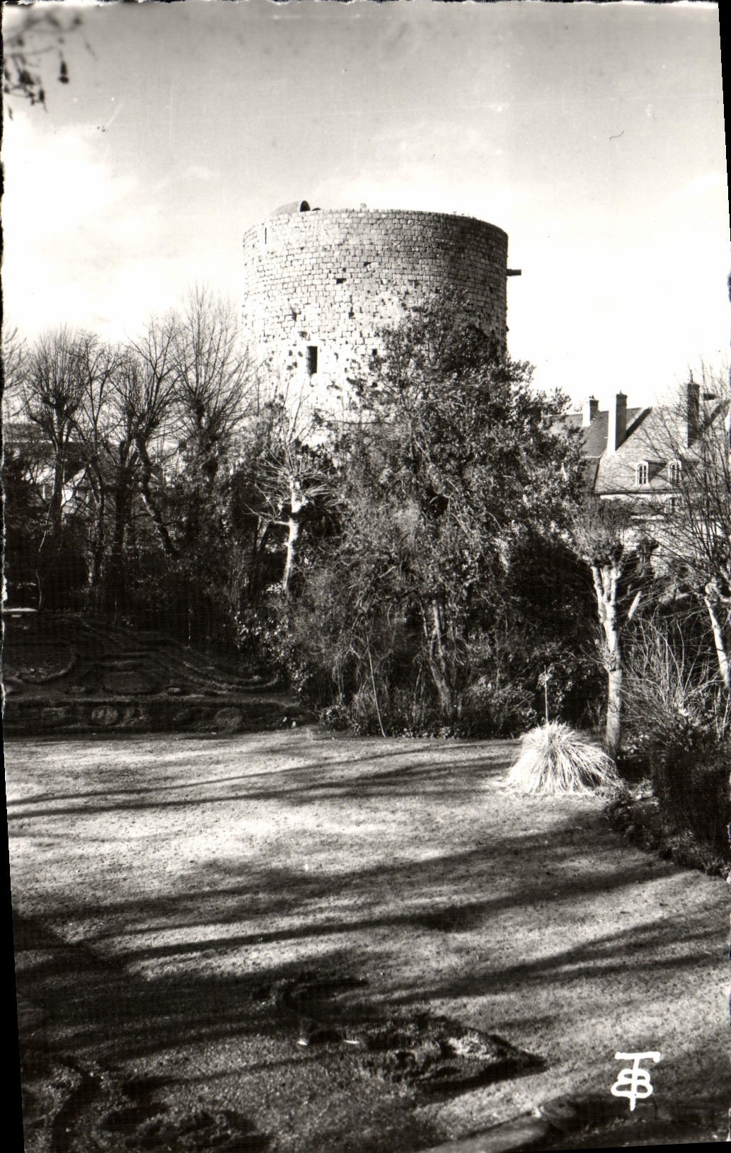 MODERN CARD Dourdan the Castle Course of weapons the Keep