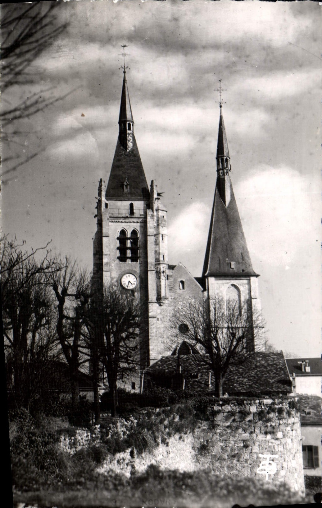 MODERN CARD Dourdan the Church Saint Germain seen of the Walls