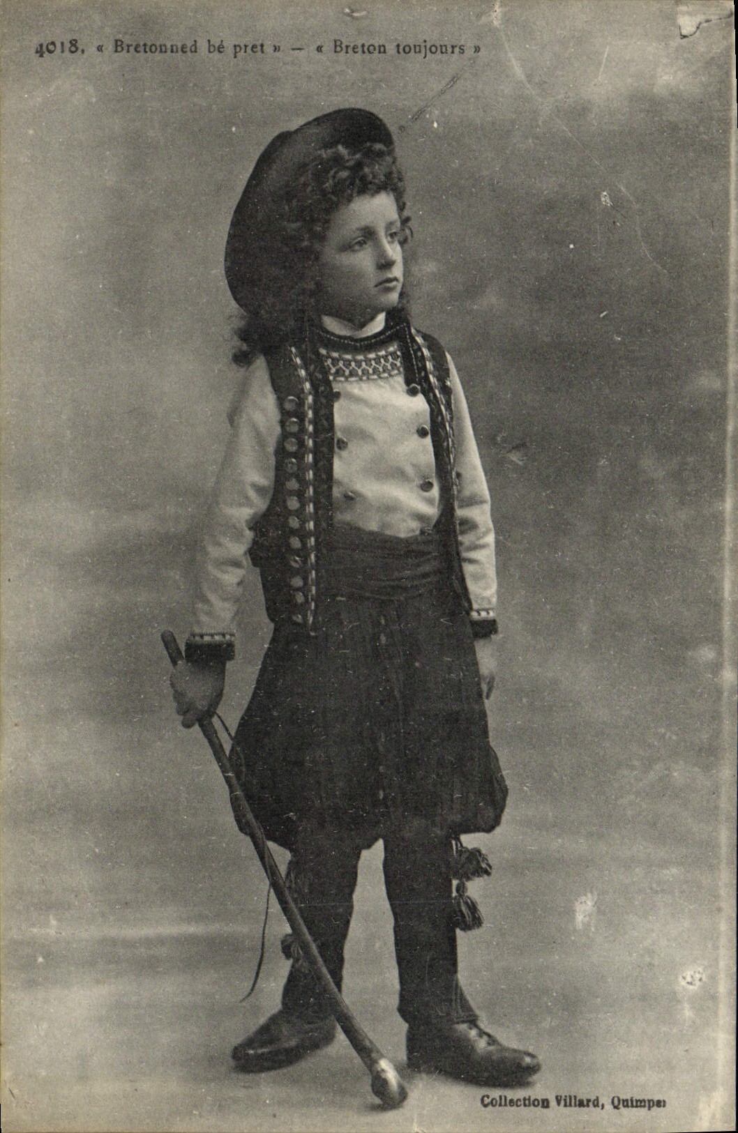 CPA Bretouned be pret Breton toujours Enfant Folklore 