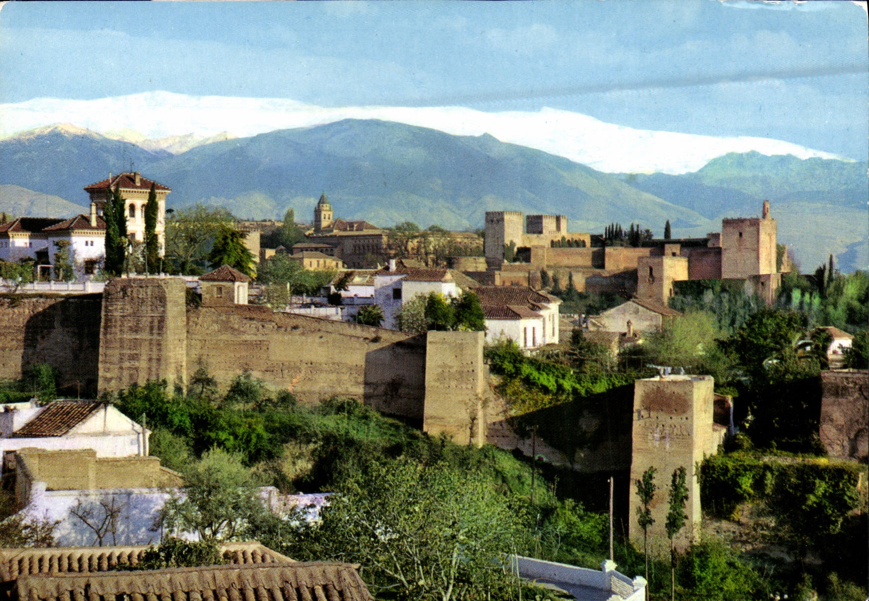 CPM Granada Alhambra vista general con Sierra Nevada