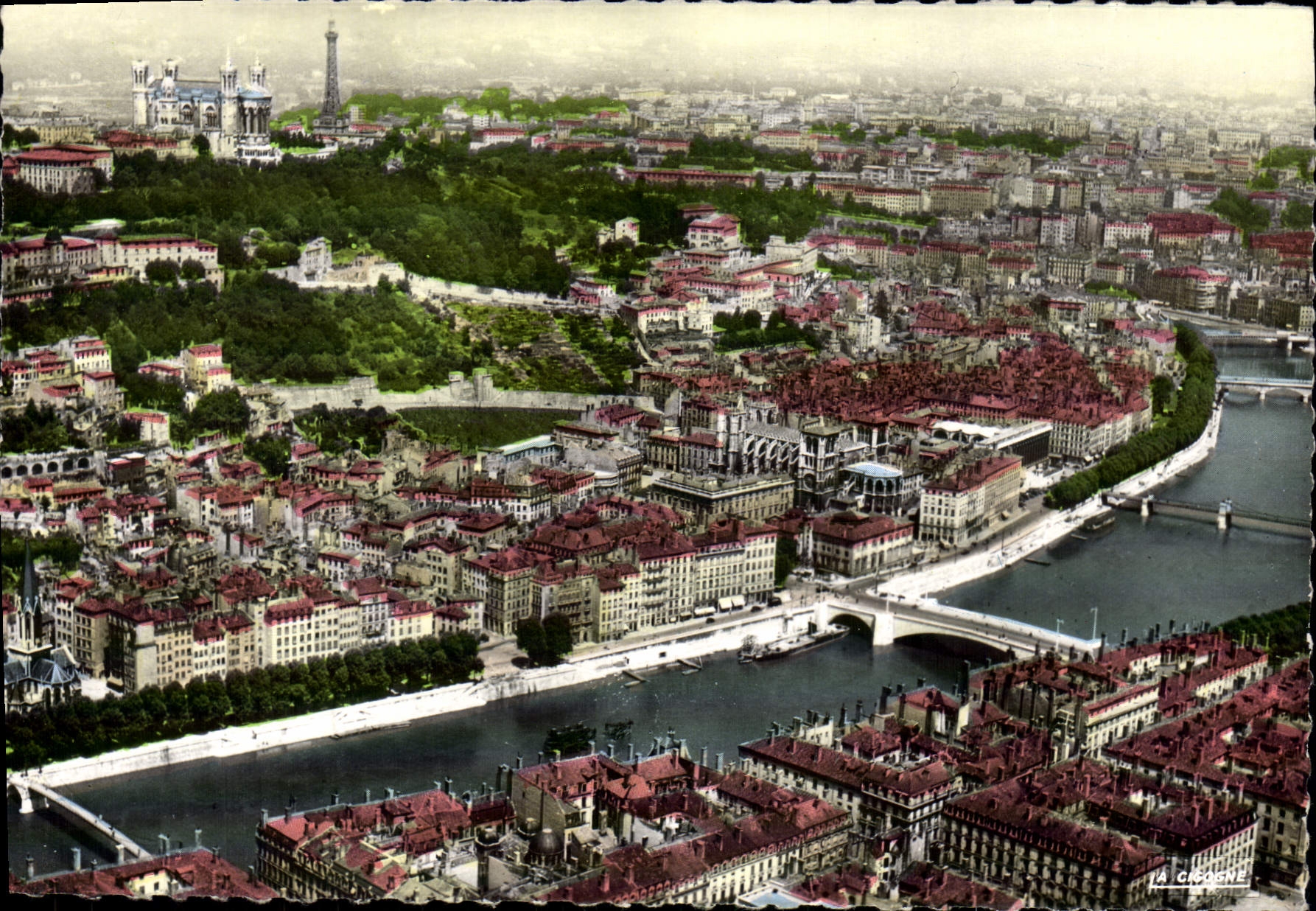 POSTAL MODERNA en plano en Lyon el Saone y la colina De Fourviere