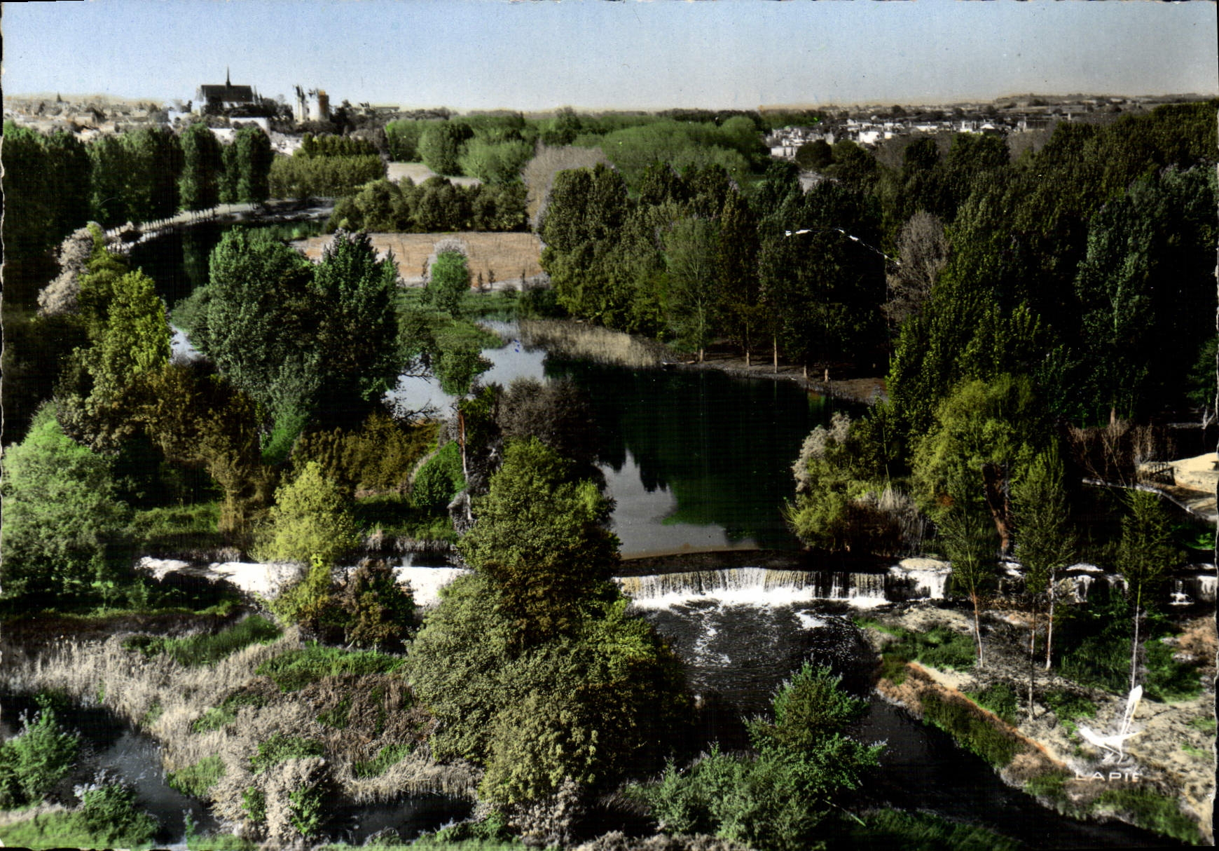 MODERN CARD In Avon With the Top De Montreuil Bellay