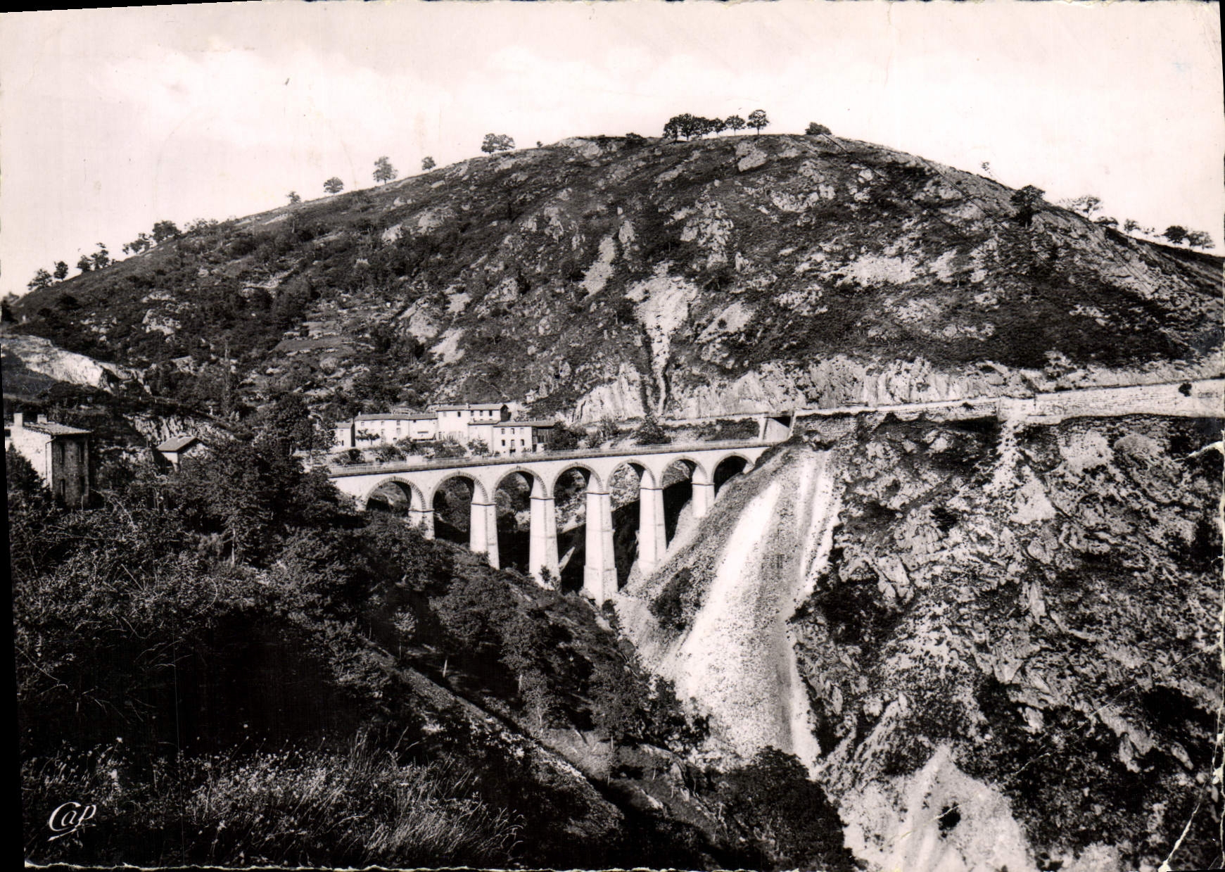 CPM Thiers Le Viaduc Du Grand Tournant
