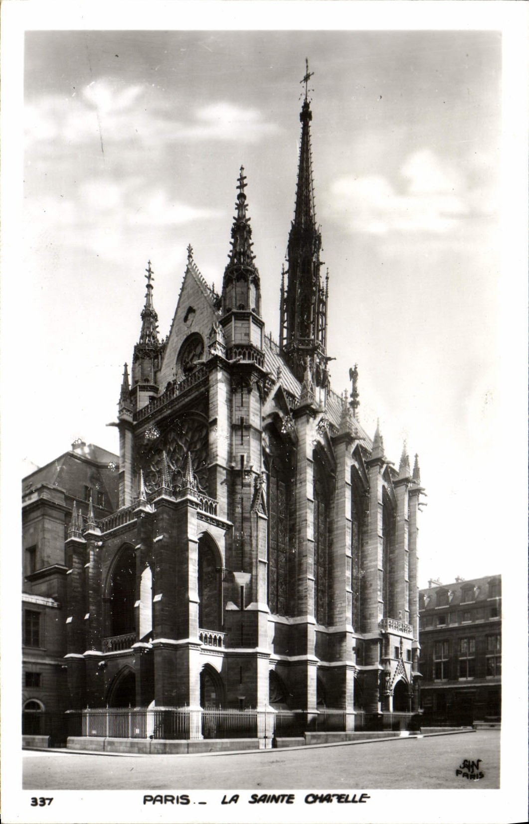 MODERN CARD Paris Sainte Chatelle