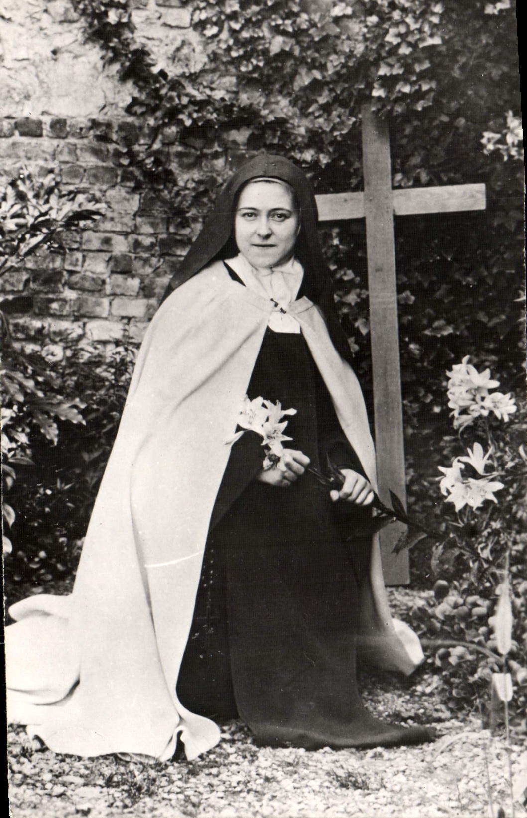 CPM Sainte Therese De L'Enfant Jesus