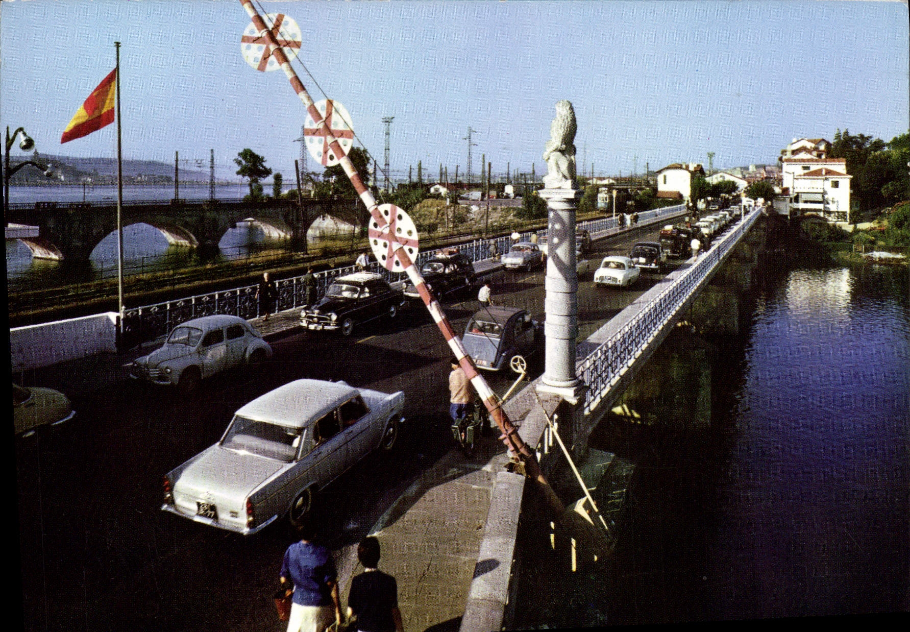 CPM Irun Puentr Internaional