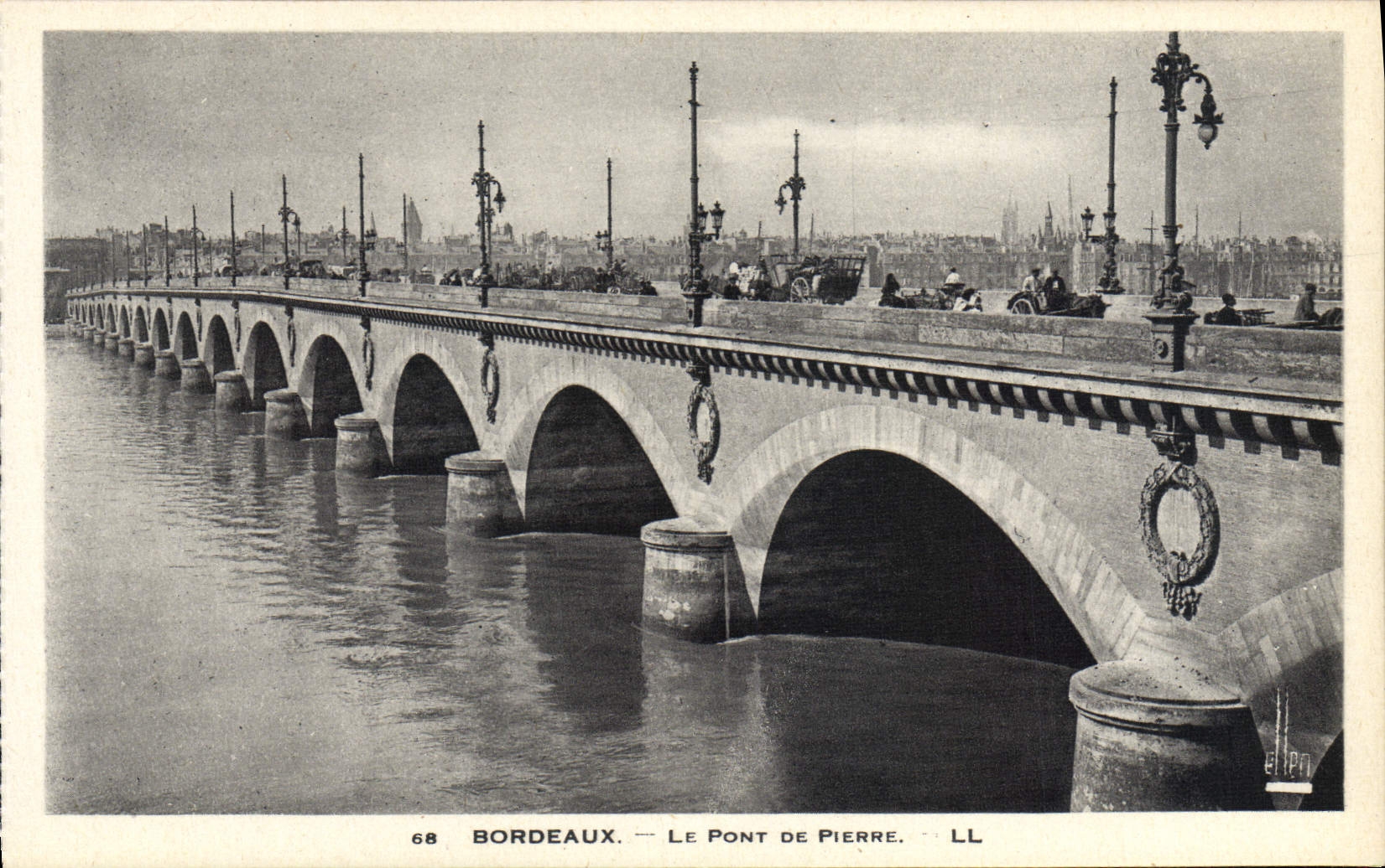CPA Bordeaux Le Pont De Pierre