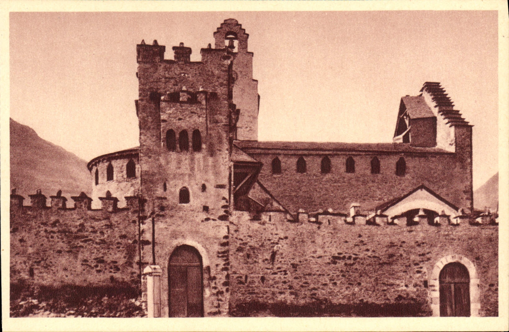 CPA Luz Eglise Des Templiers