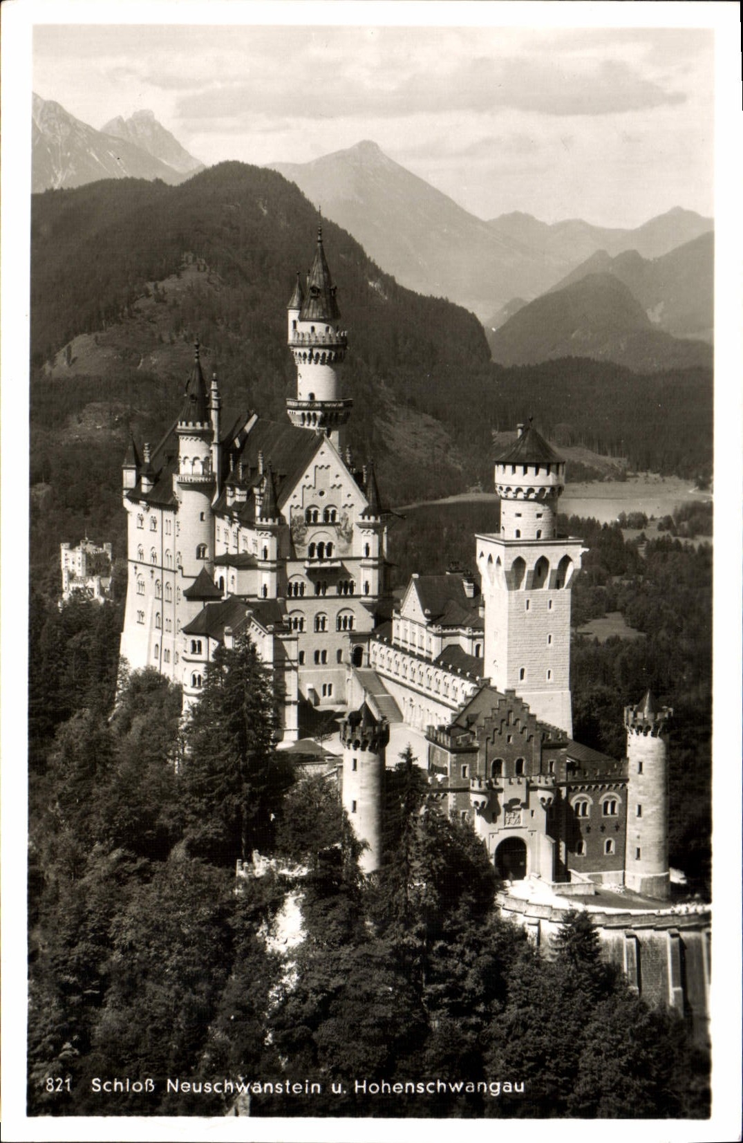 VINTAGE POSTCARD Schloss Neuschwanstein U Hohenschwangau