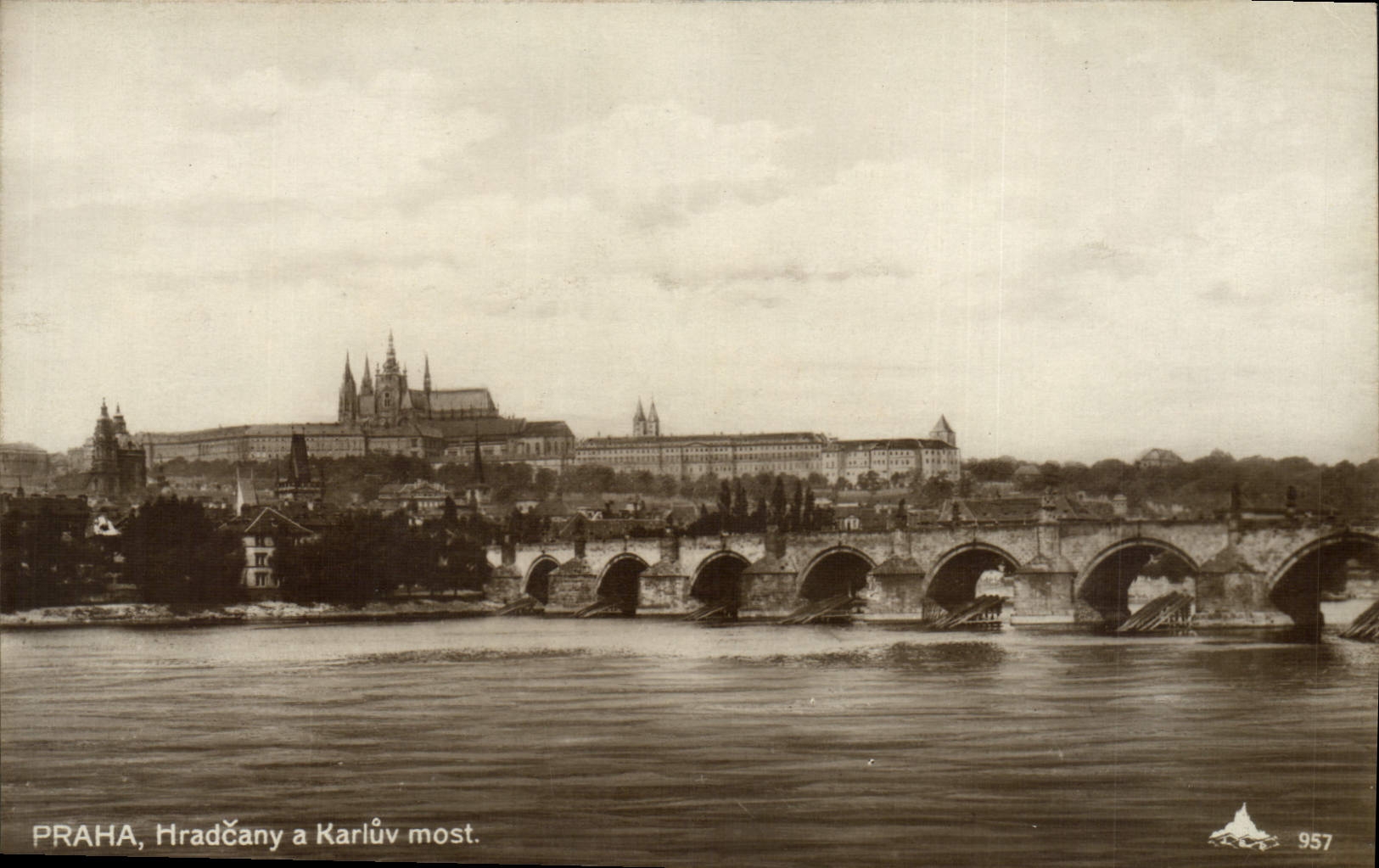 CPA Praha Hradcany a Karluv Most