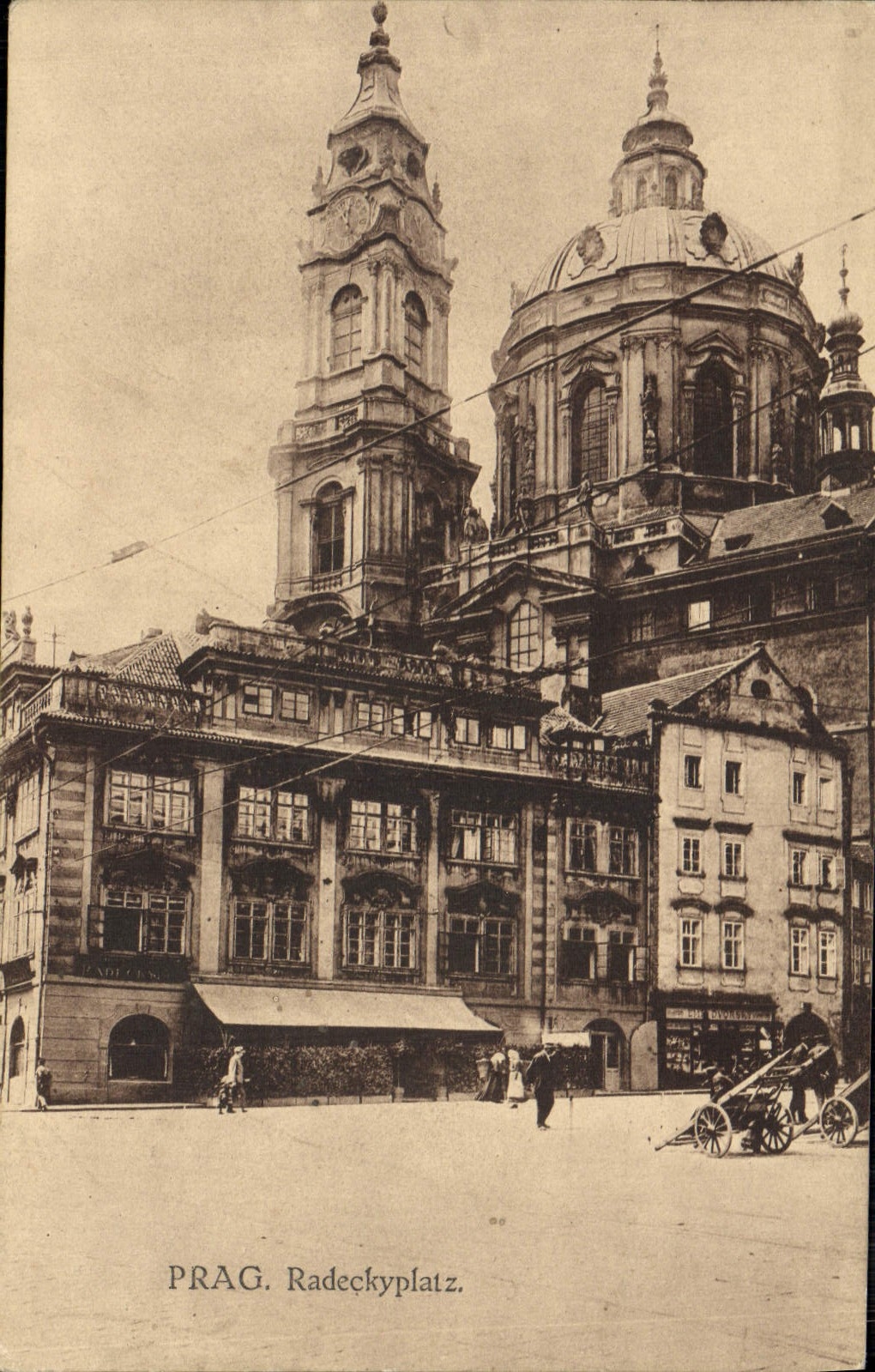 POSTAL Prag Radeckyplatz de la VENDIMIA