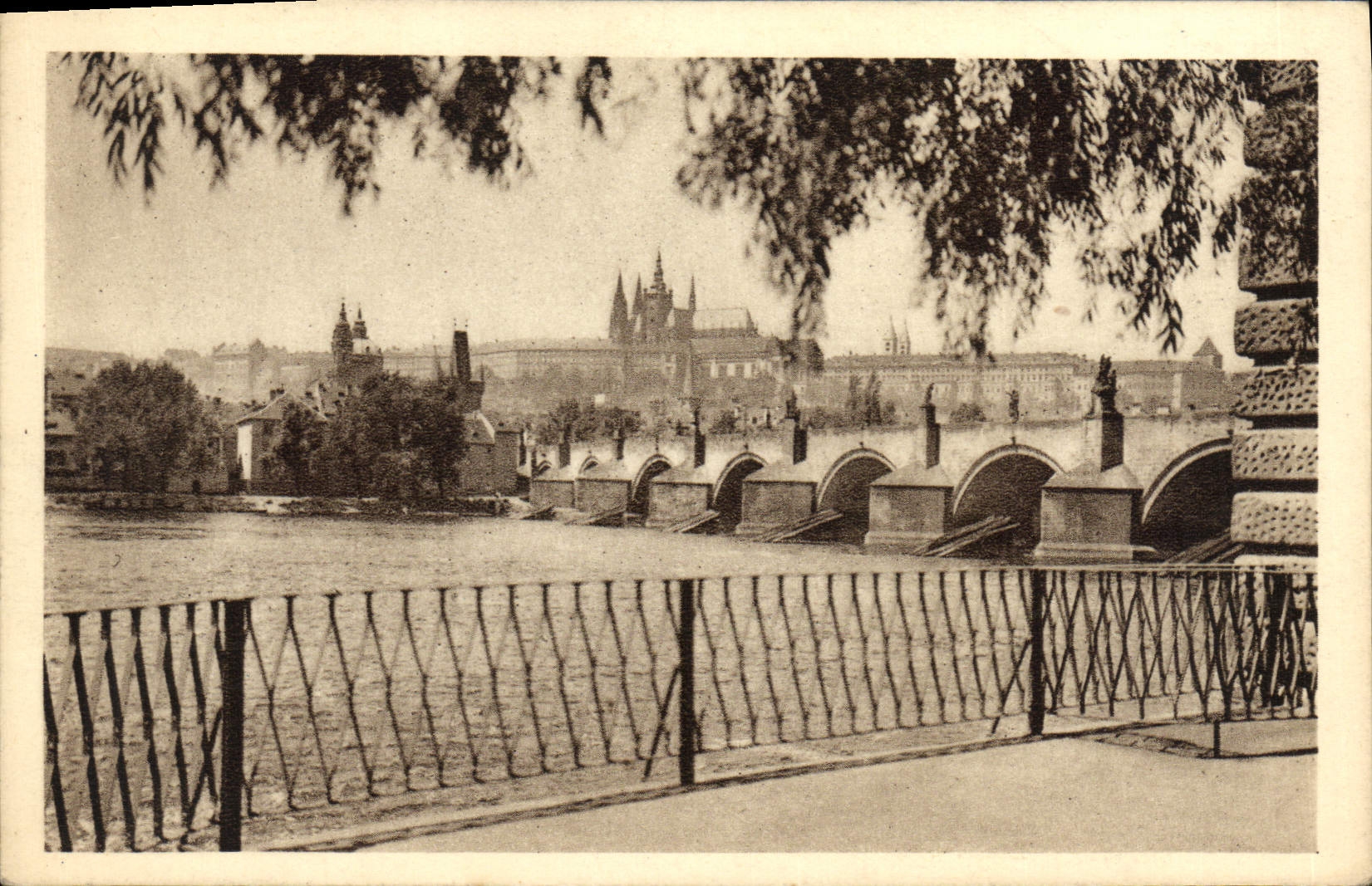 CPA Prag Karlov Most A Hradcany