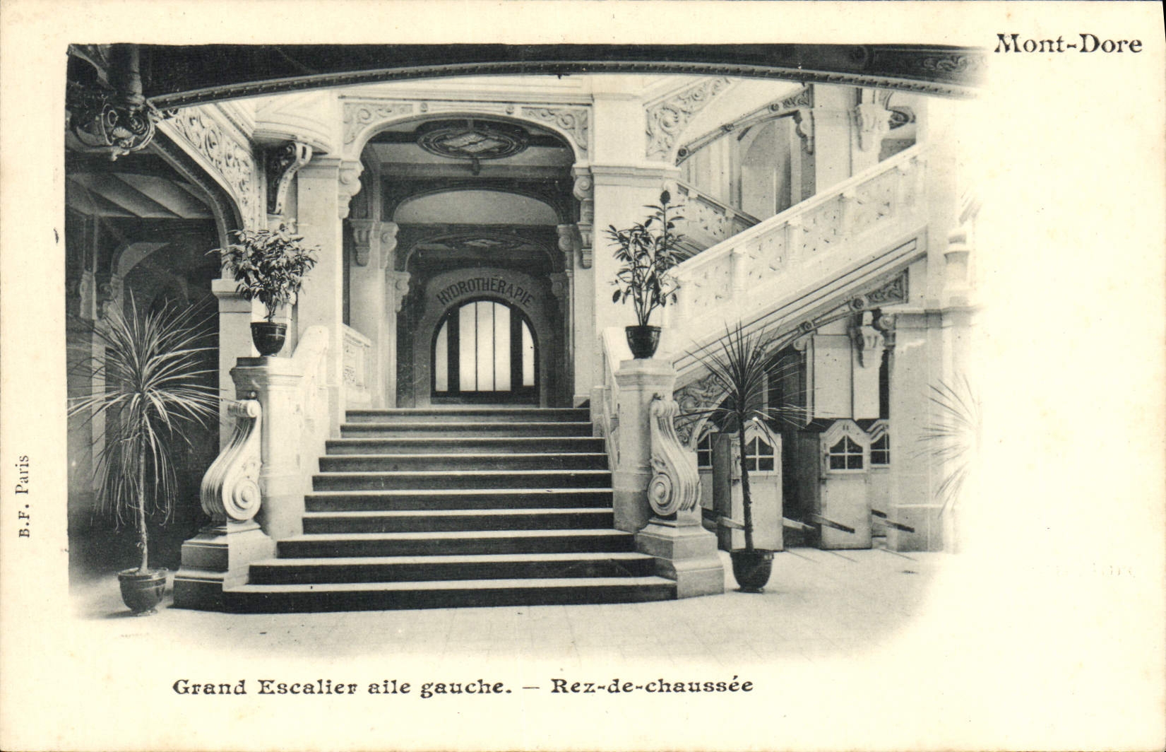 VINTAGE POSTCARD Mont Gilds Large Staircase Left wing Rez De Chaussee