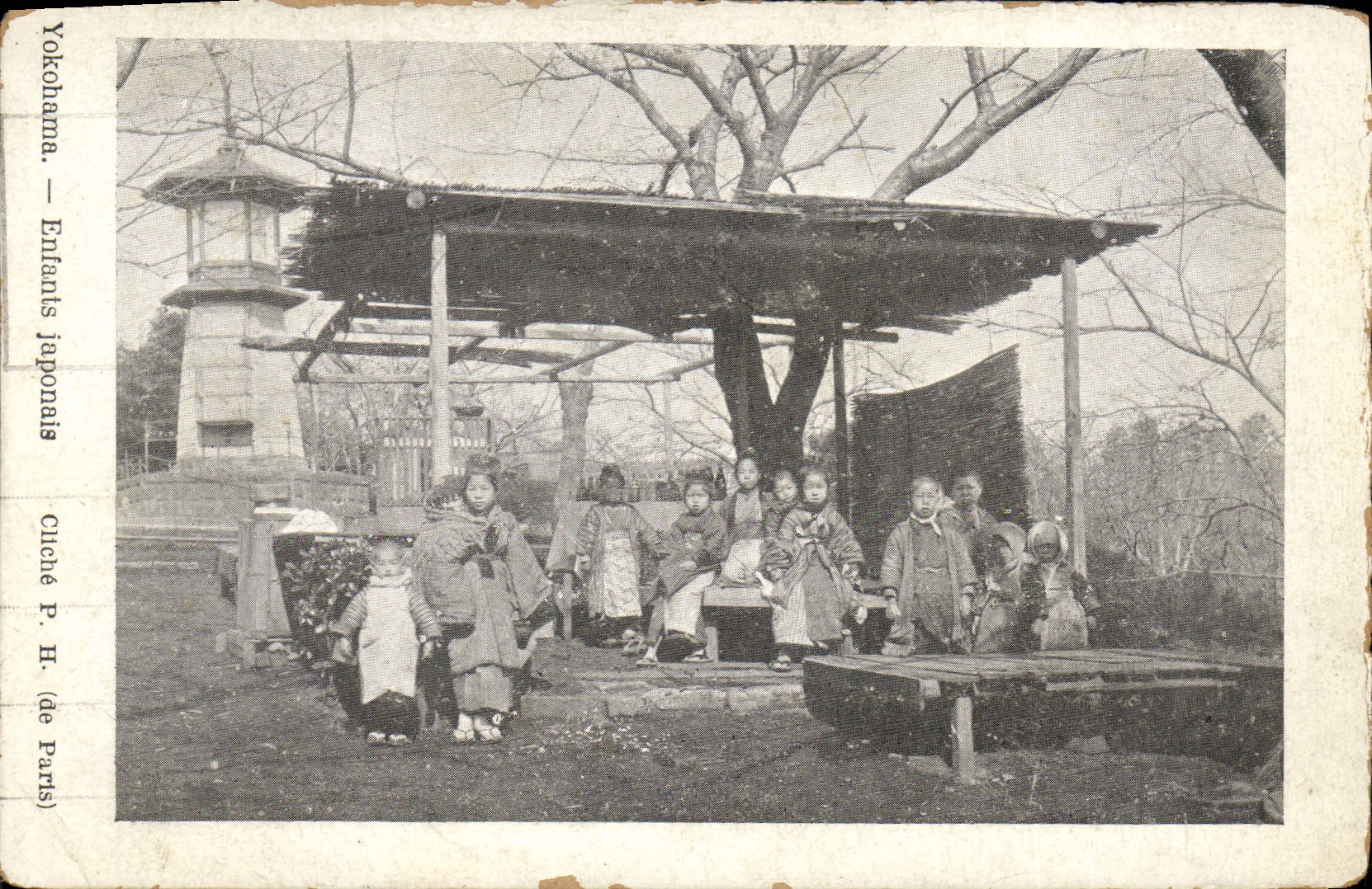 VINTAGE POSTCARD Yokohama Japanese Children
