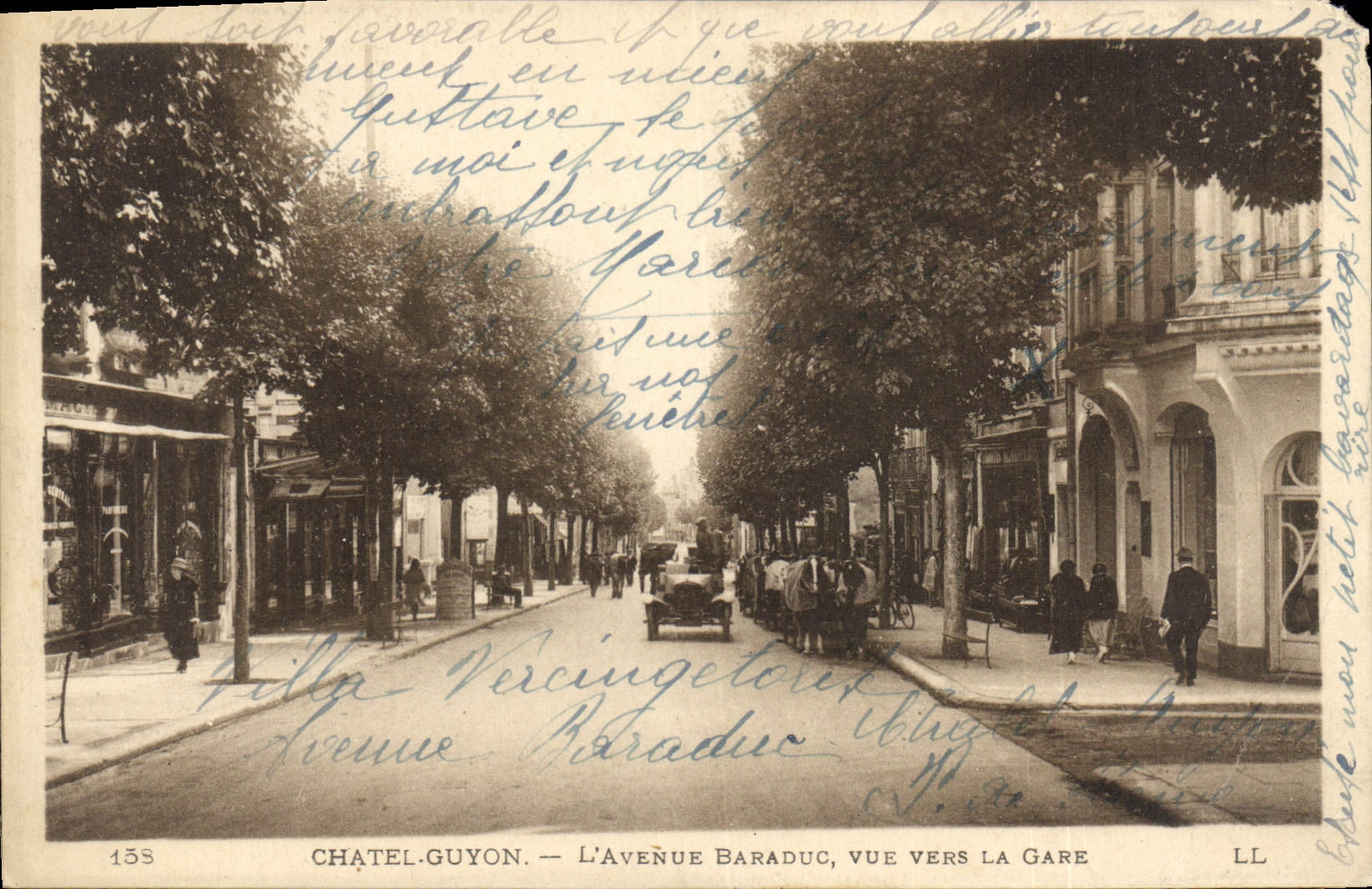 CPA Chatel Guyon L'Avenue Baraduc Vue Vers la Gare