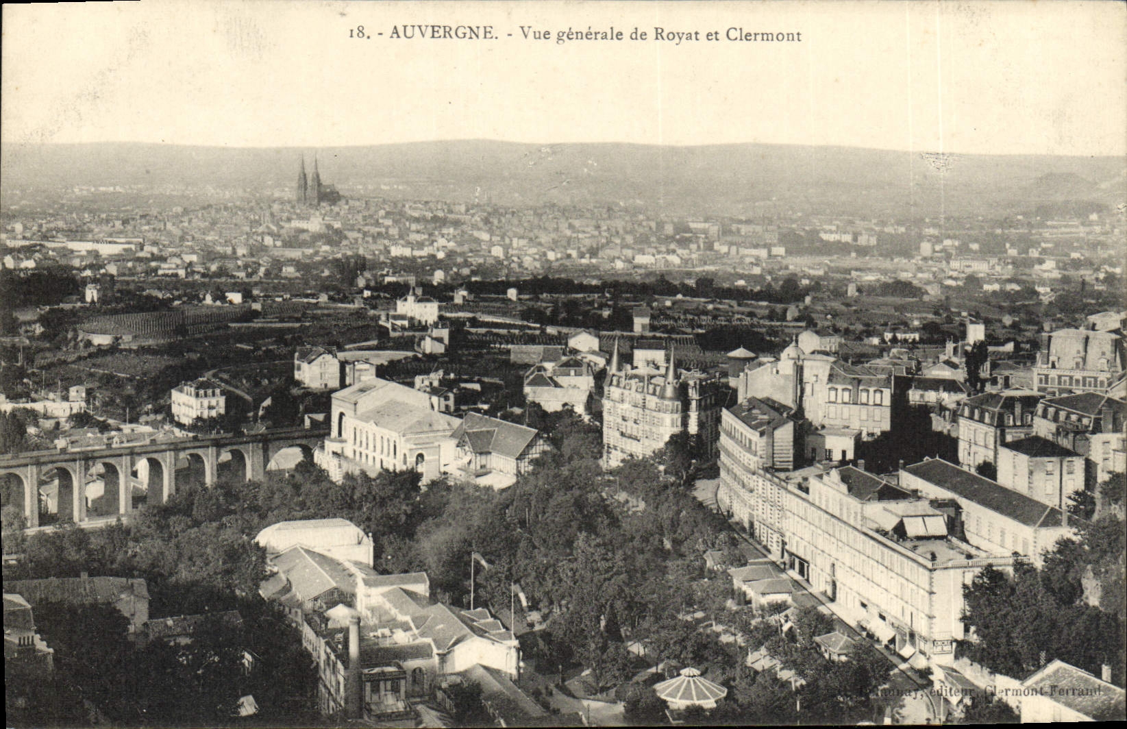 CPA Auvergne Vue Generale de Royat et Clermont