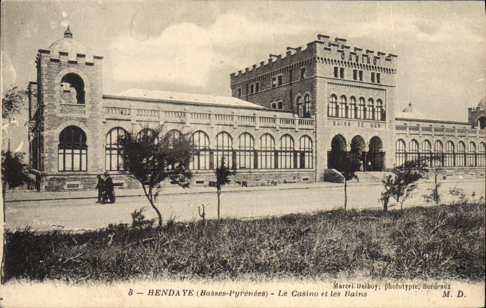 VINTAGE POSTCARD Hendaye the Casino and les Bains