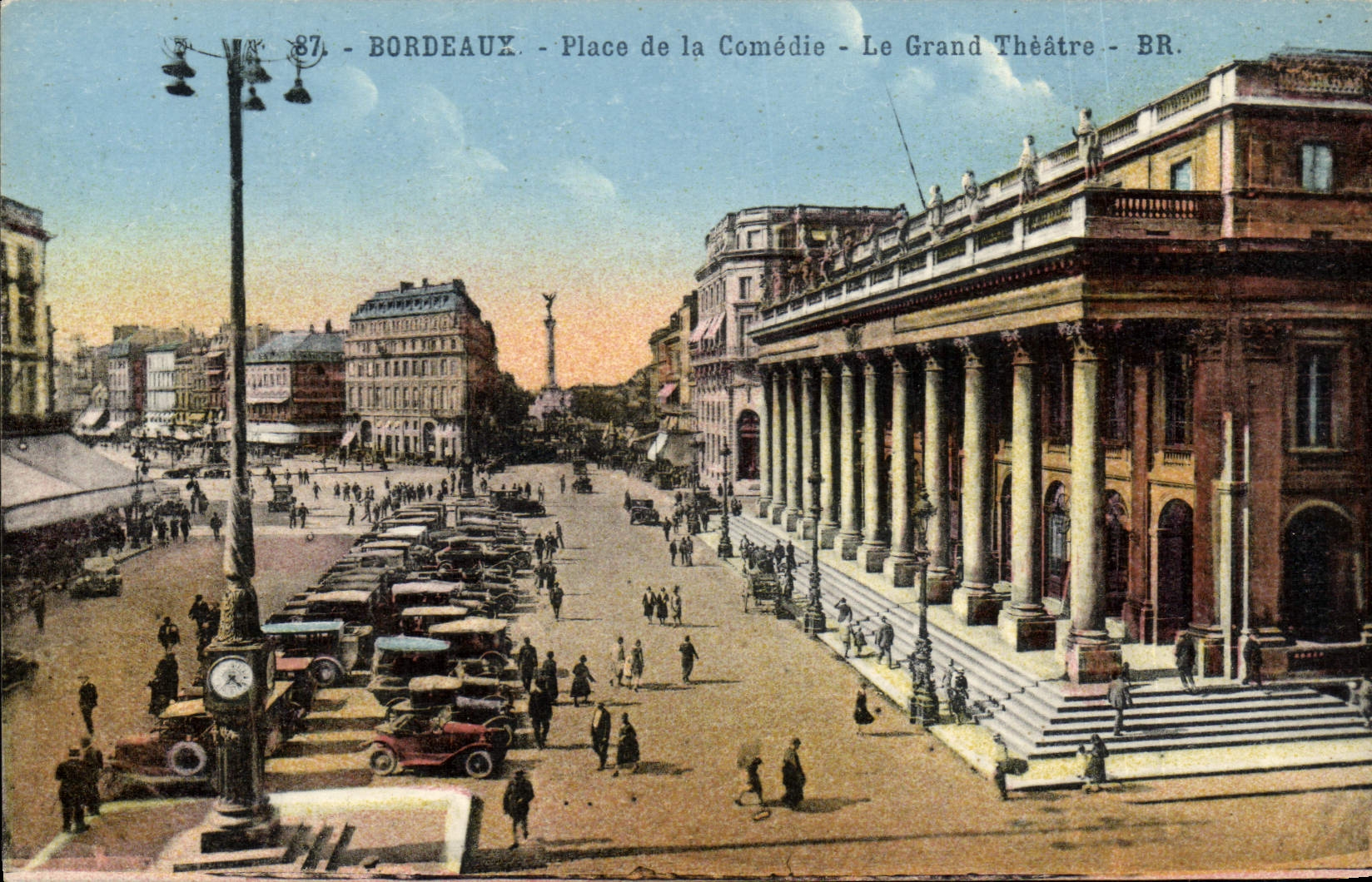 VINTAGE POSTCARD Bordeaux Places Comedy the Large Automobile Theater