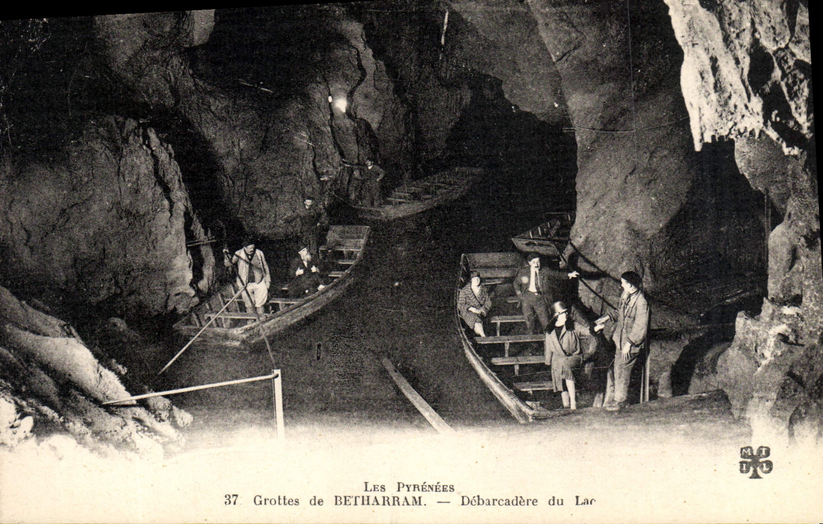 CPA Grottes de Betharram Debarcadere du Lac