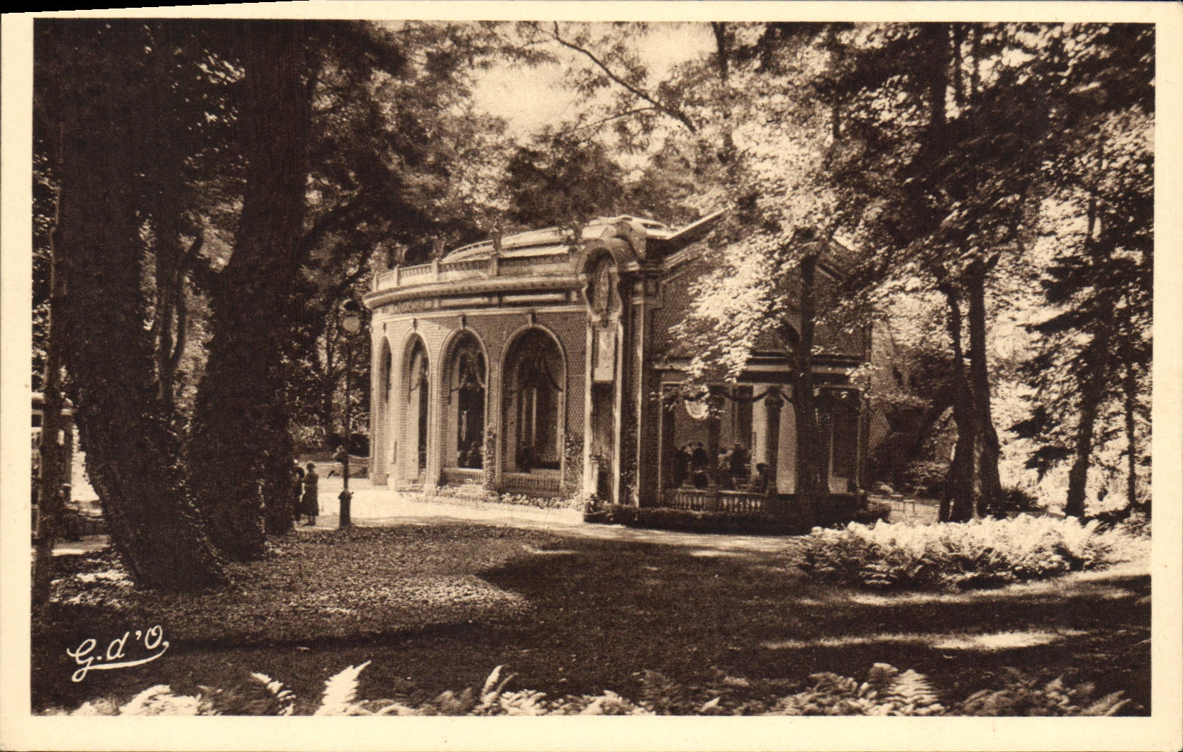 CPA Vichy Pavillon de la Source des Celestins