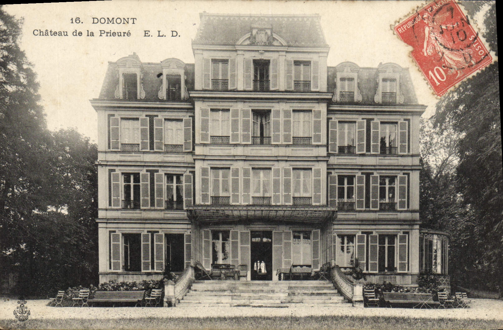 VINTAGE POSTCARD Domont Castle Of the Prioress