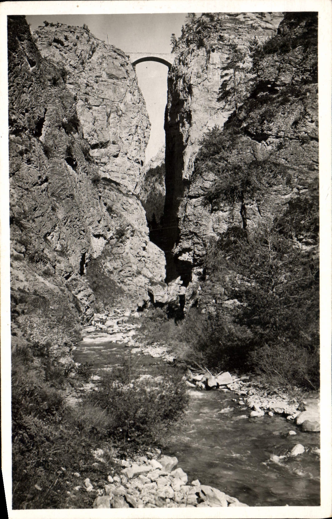 VINTAGE POSTCARD the Road Of the Alps St Paul Ubaye Bridge Of Chatelet