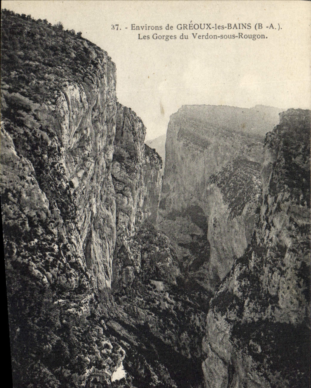 VINTAGE POSTCARD Surroundings De Greoux Les Bains Gorges Of the Verdon under Rougon