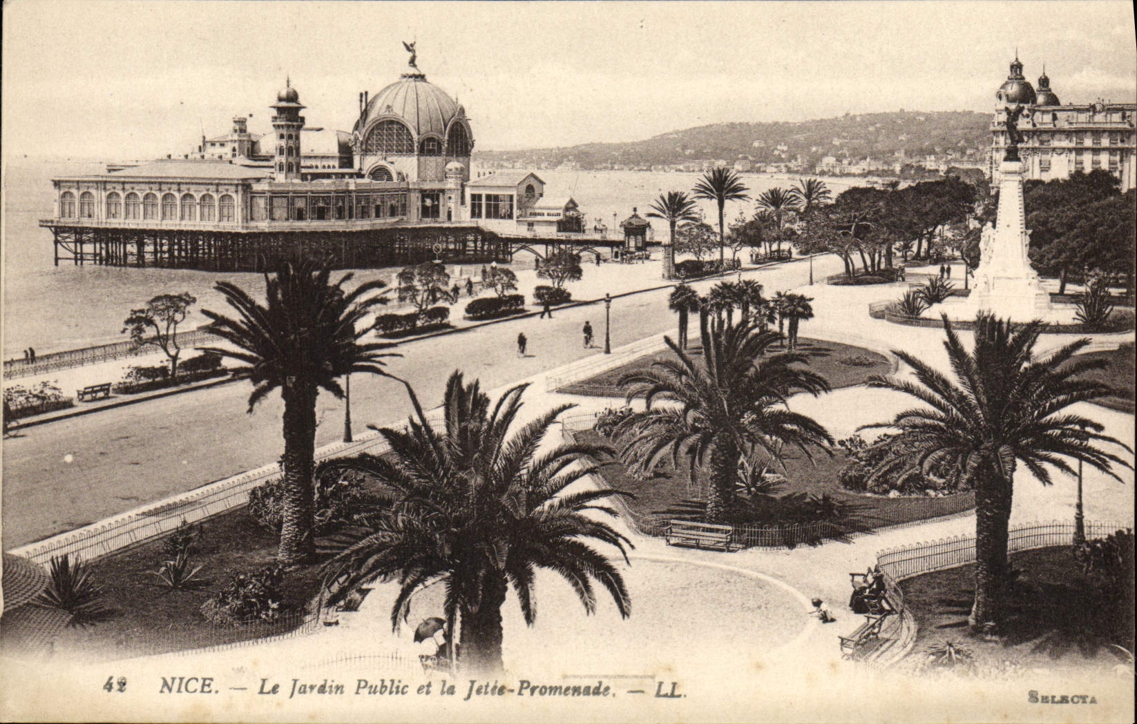 VINTAGE POSTCARD Nice the Public garden And the Pier Walk