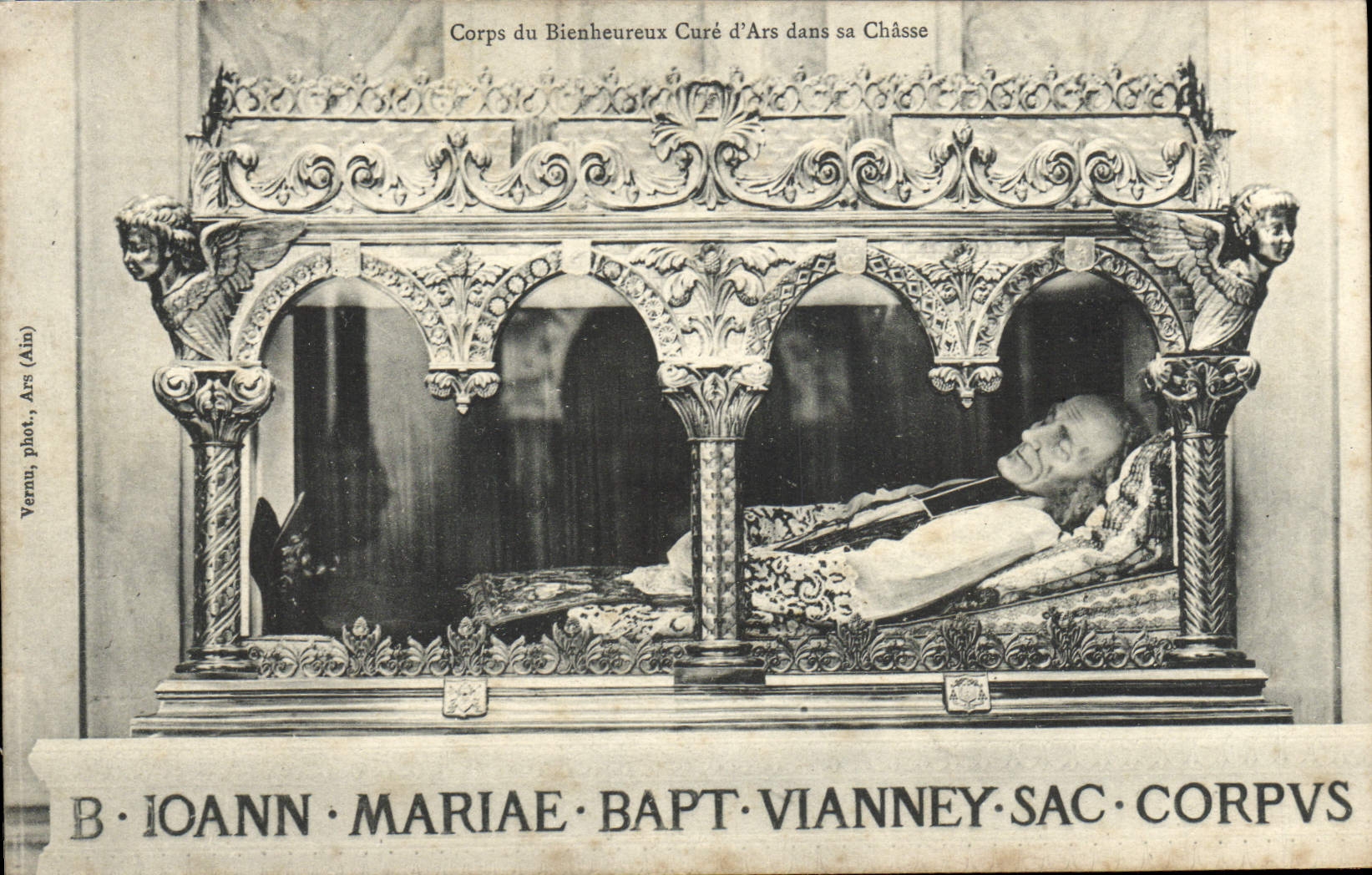 CPA Ars Tombe du Cure