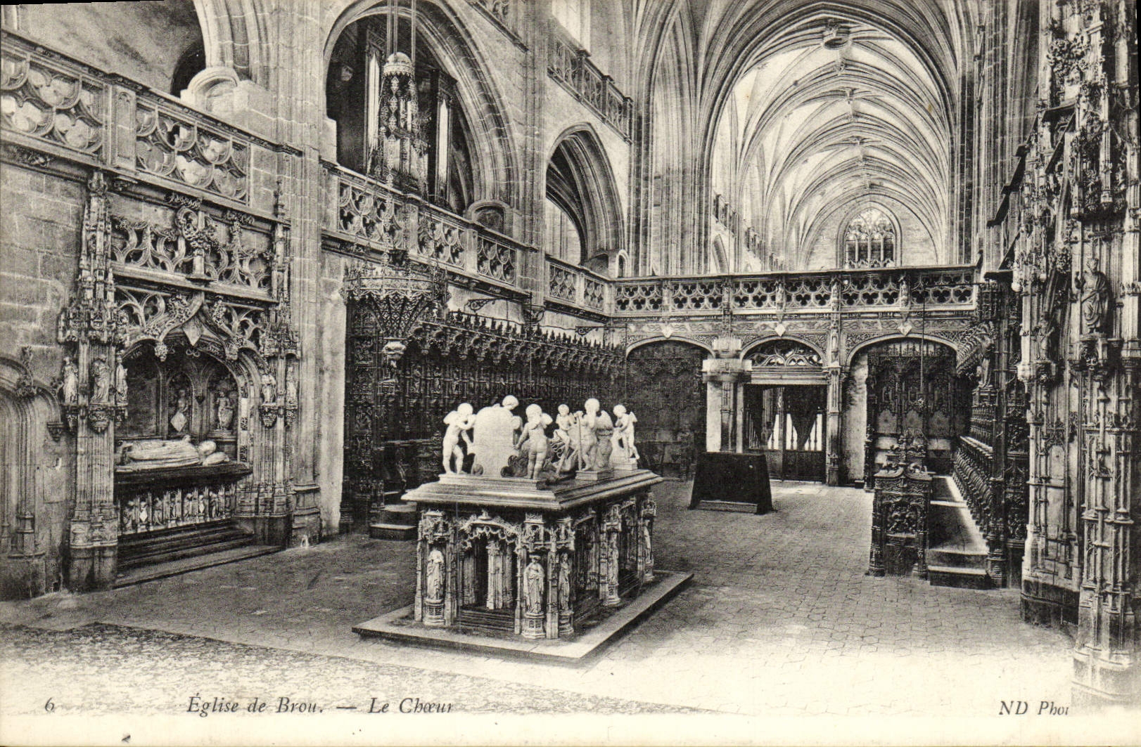 CPA Bourg Eglise de Brou Le choeur