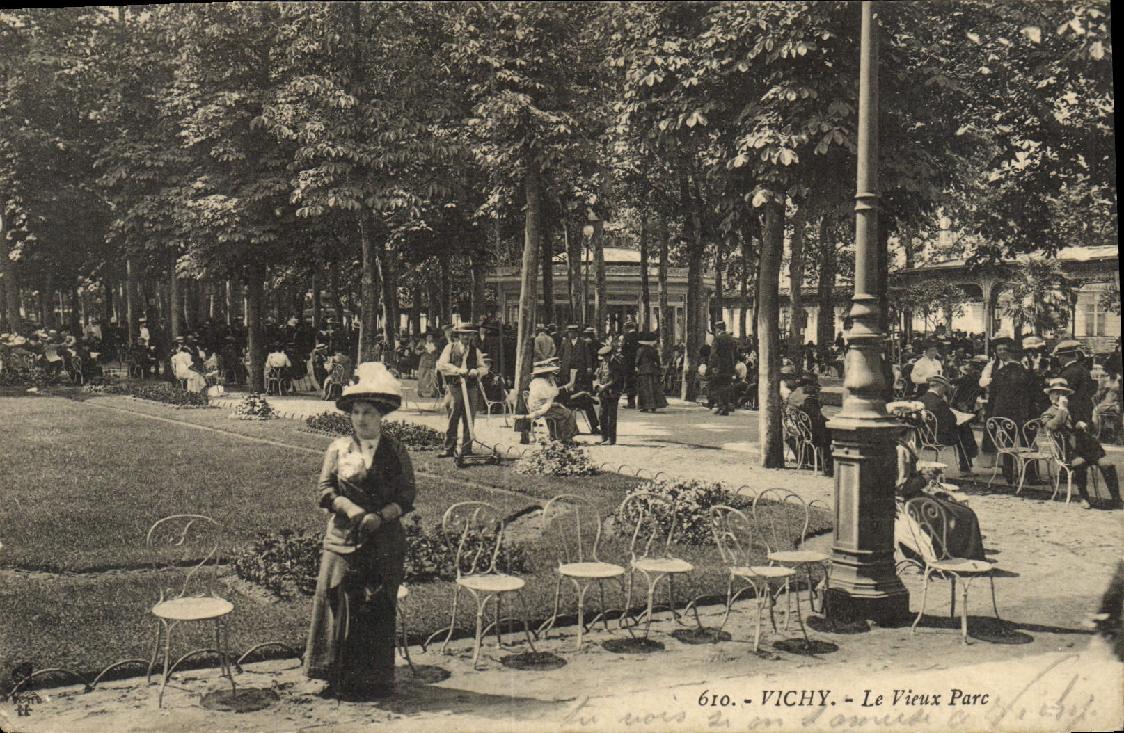 CPA Vichy Le Vieux Parc