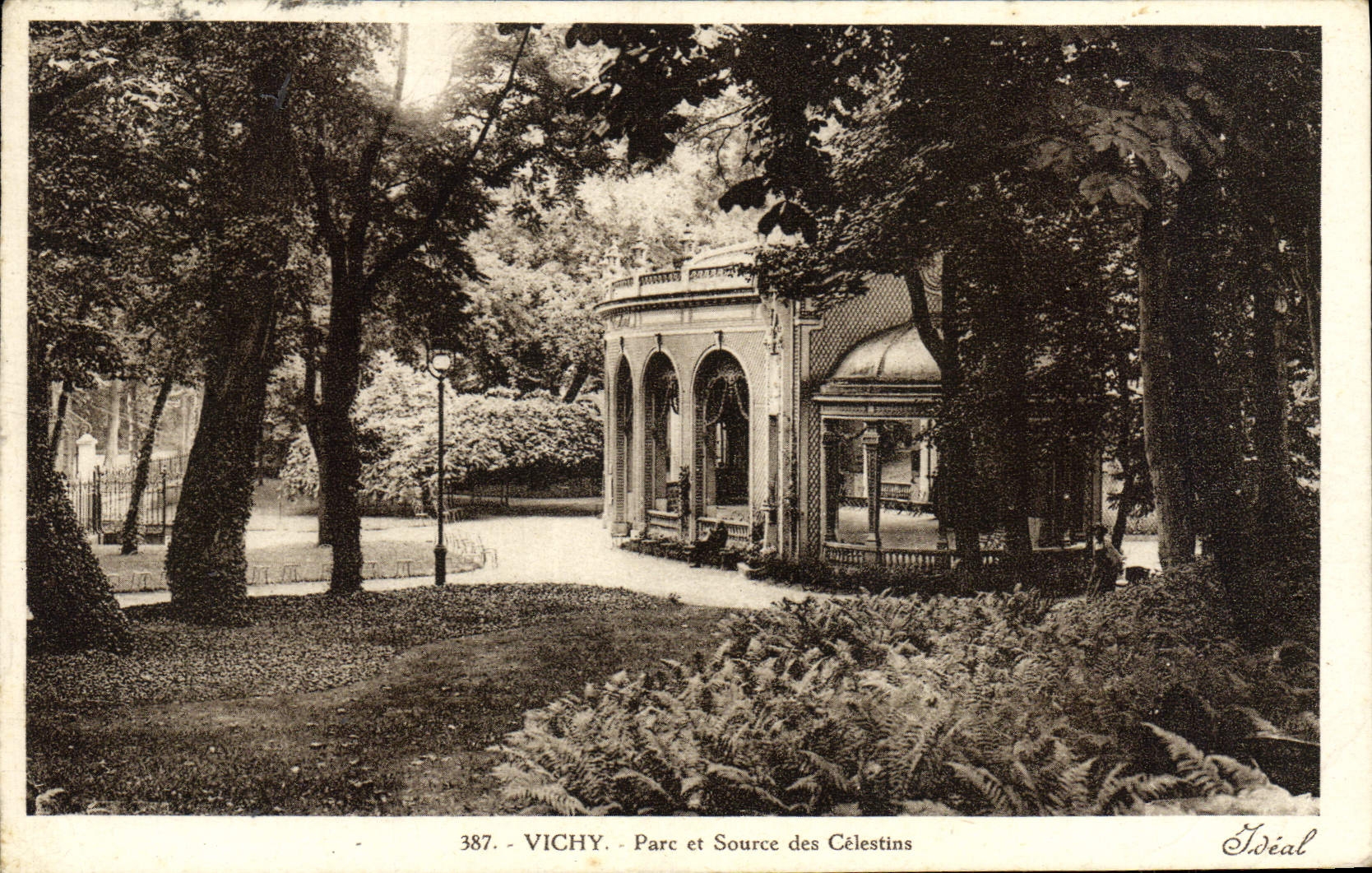 CPA Vichy Parc et Source des Celestins