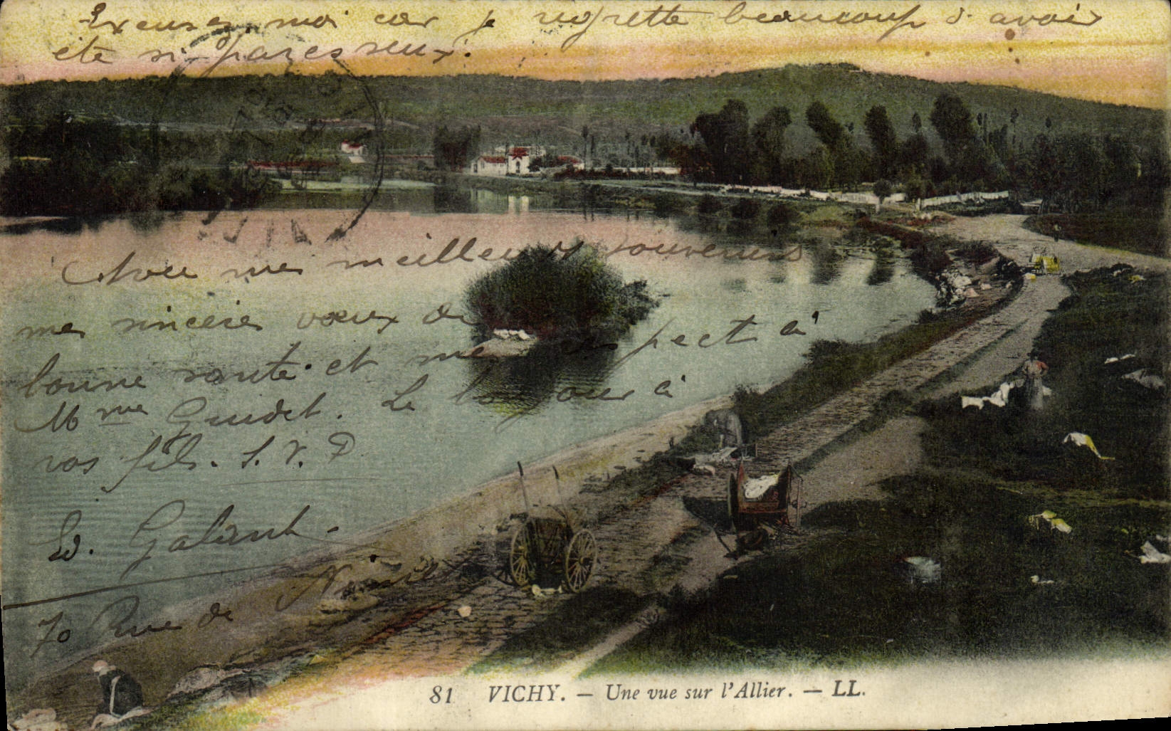 VINTAGE POSTCARD Vichy a Sight on Allier