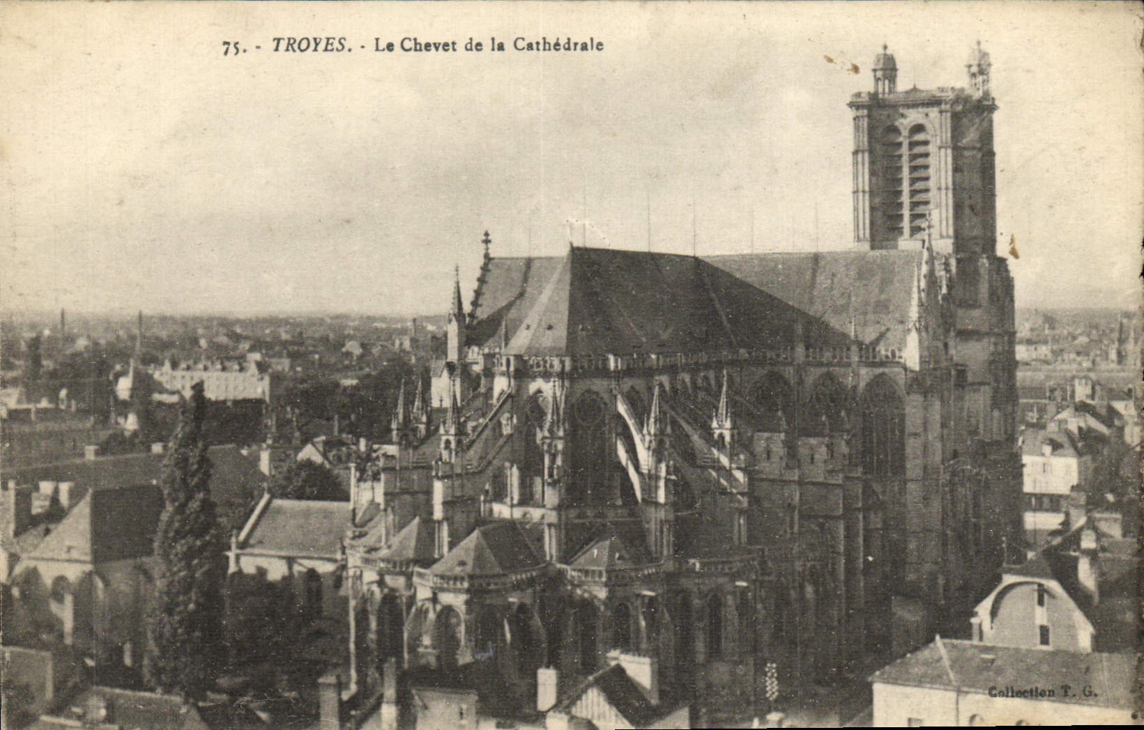 CPA Troyes Le Chevet De La Cathedrale