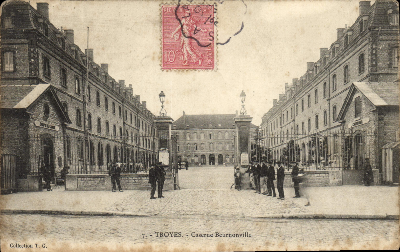 VINTAGE POSTCARD Troyes Barracks Beurnonville Militaria