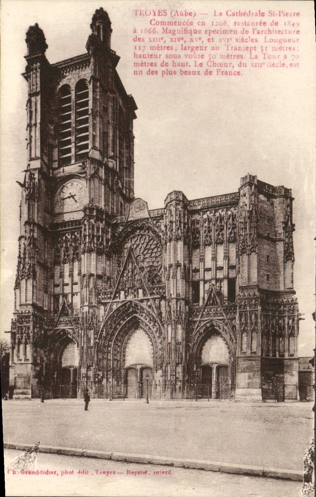 CPA Troyes La Cathedrale St Pierre 