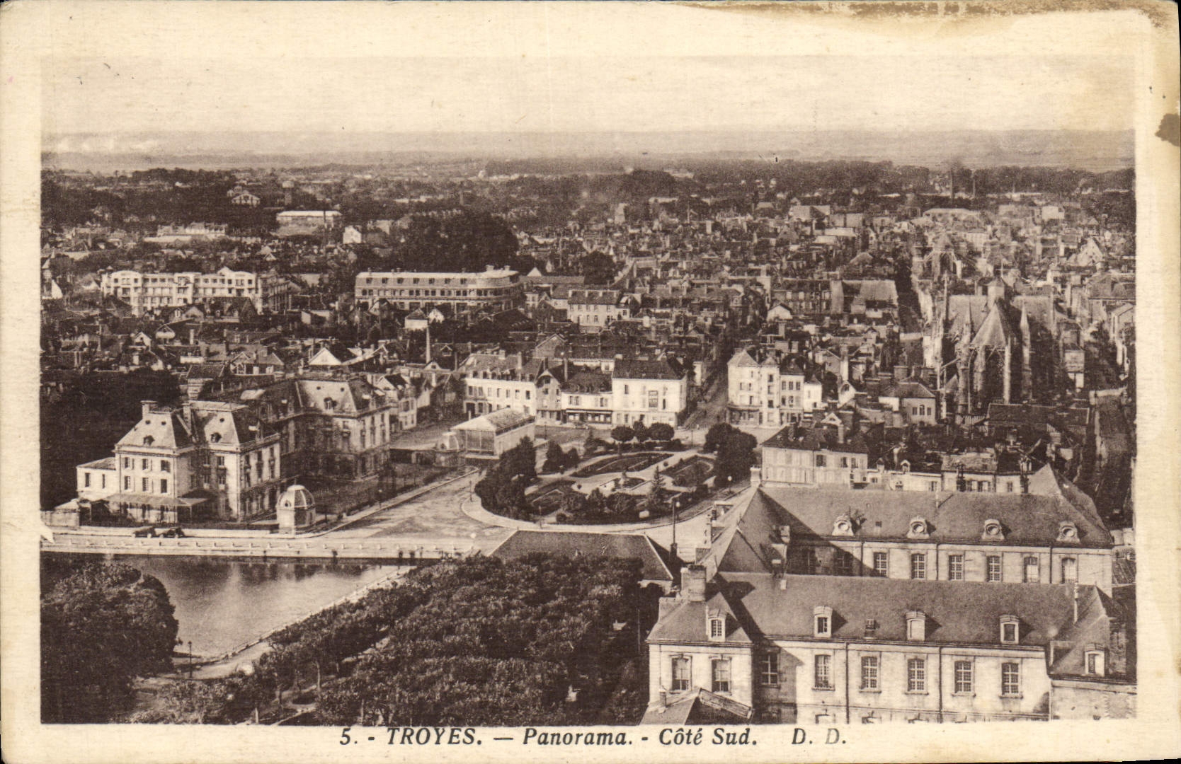 VINTAGE POSTCARD Troyes Panorama Southern part