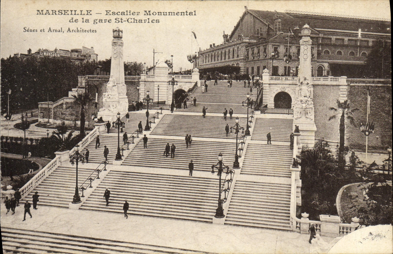 CPA Marseille Escalier Monumental De La Gare St Charles