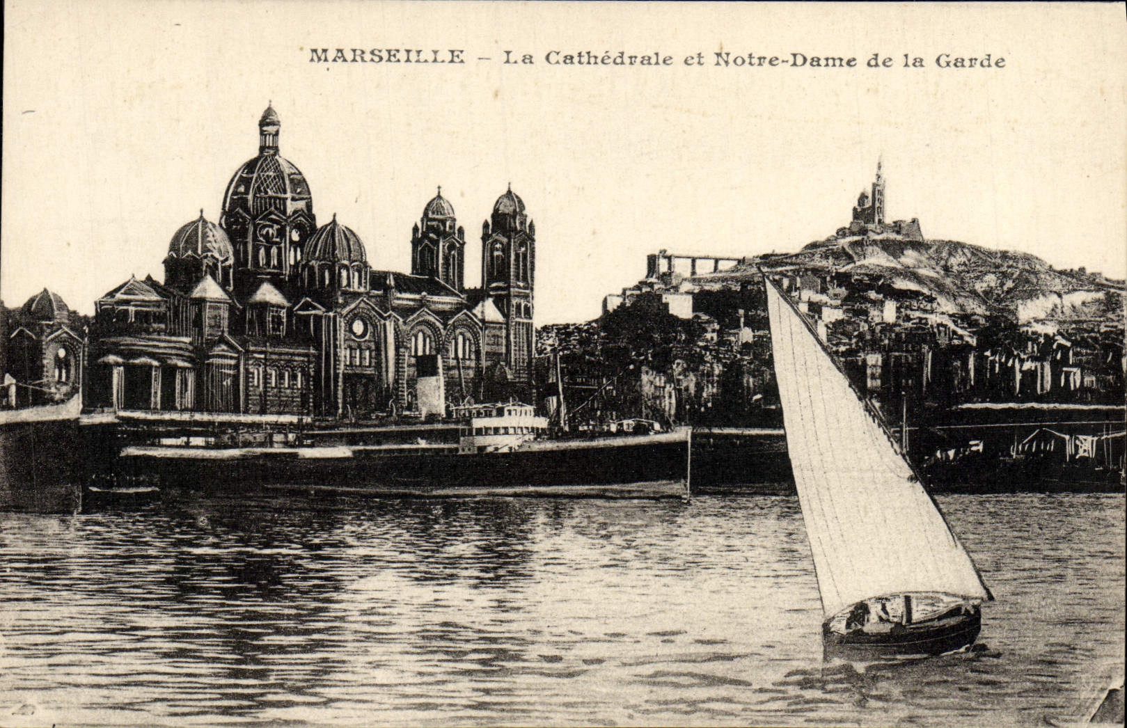 CPA Marseille La Cathedrale Et Notre Dame De La Garde Bateau