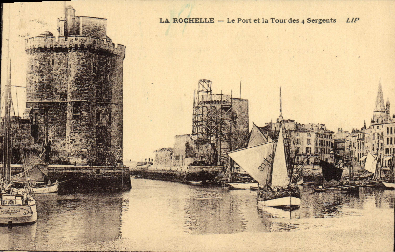 VINTAGE POSTCARD La Rochelle the Port And Rour Of the Sergeants Boats